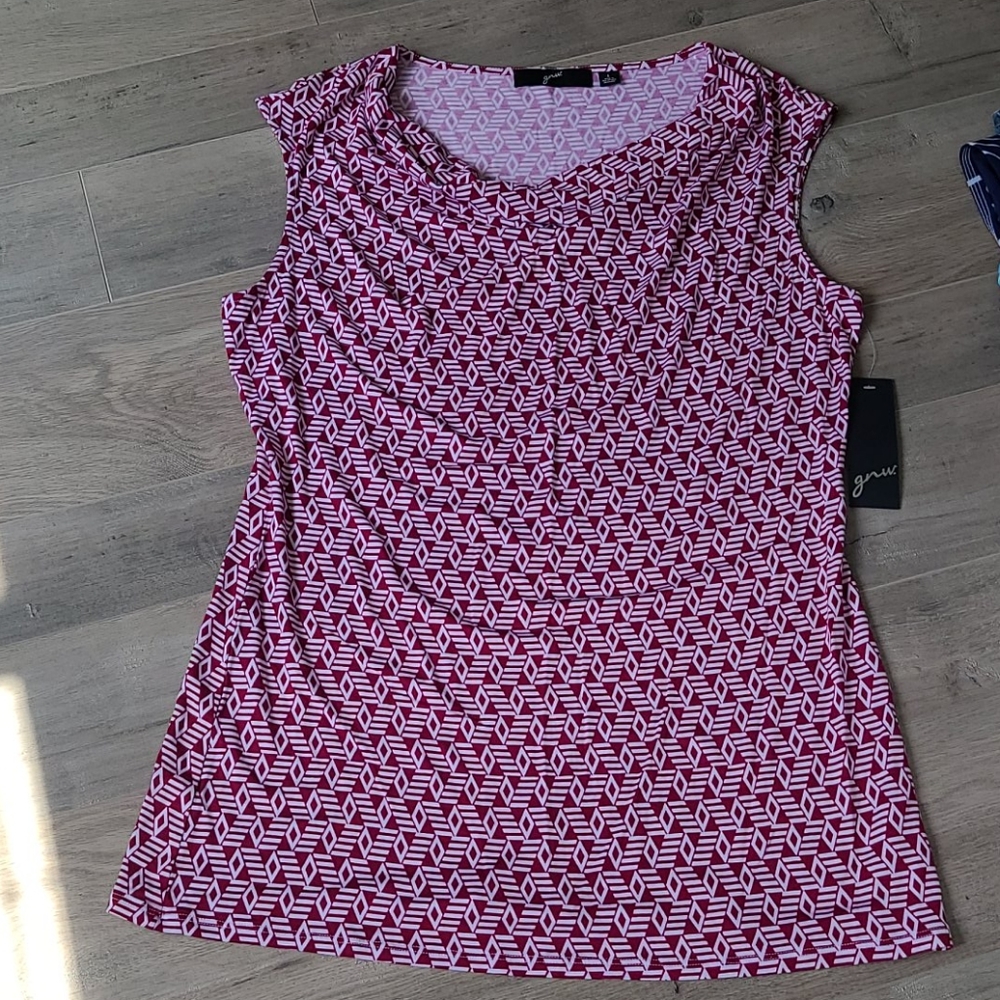 New! GNW tank top